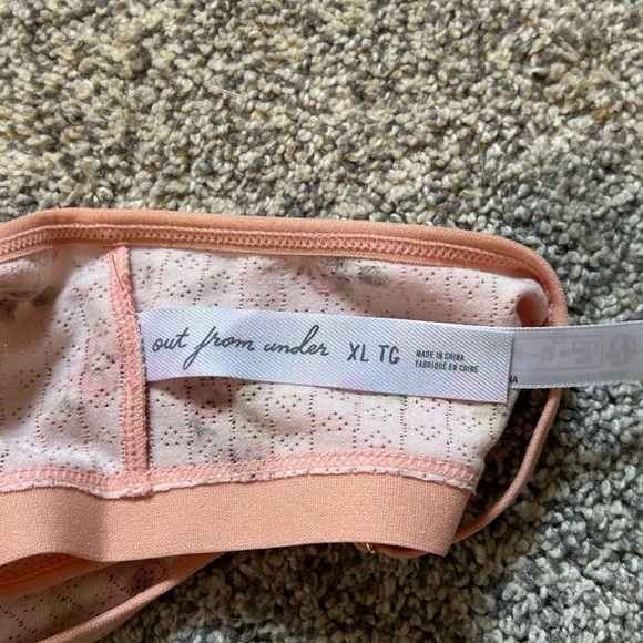 NWT UO Out From Under Kate Pointelle Scoop Neck Bra-Size XL-Peach Floral - Picture 4 of 5